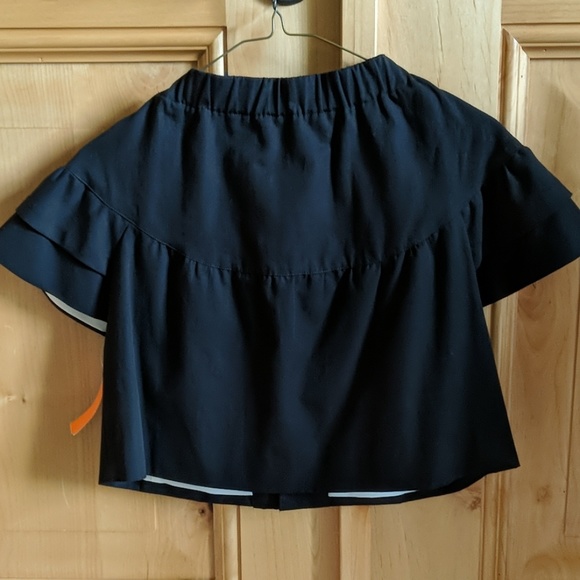 Mona & Holly Short Sleeve Black Capelet - Picture 3 of 6